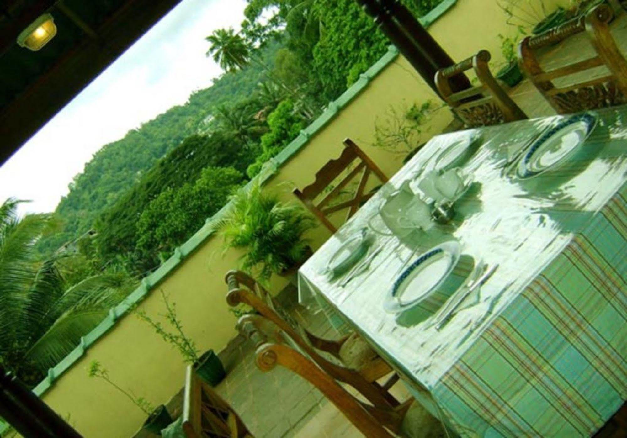 Palm Garden Home Stay Deiyannewela Dış mekan fotoğraf